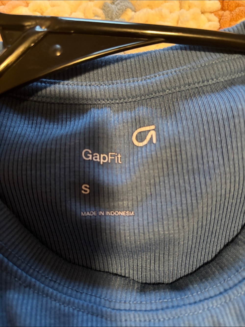 GAP Blue Short Sleeve Crop Top - Picture 3 of 3